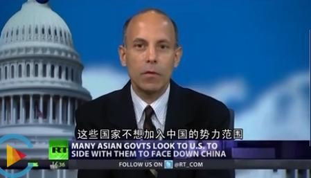 Giáo sư Richard Weitz từ Đại học Havard, Hoa Kỳ tham gia buổi tọa đàm Cross Talk. Giáo sư Richard Weitz từ Đại học Havard, Hoa Kỳ tham gia buổi tọa đàm Cross Talk.