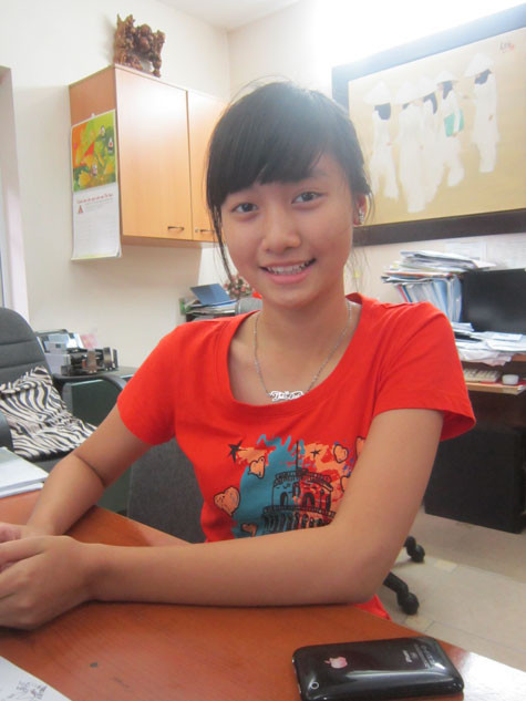 Tô Thảo Linh, người nhỏ tuổi nhất trong đoàn đi Brunei. Ảnh: Minh Huyền Tô Thảo Linh, người nhỏ tuổi nhất trong đoàn đi Brunei. Ảnh: Minh Huyền