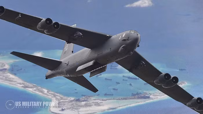 Hình minh họa, cuộc tập trận của Trung Quốc tuần qua được cho là nhằm phản ứng với việc Mỹ kéo B-52 đến gần đảo nhân tạo Trung Quốc xây dựng bất hợp pháp ở Trường Sa (Khánh Hòa, Việt Nam), nguồn: Youtube.