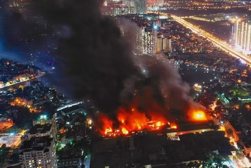 Bộ Tài nguyên Môi trường khuyến cáo người dân sau vụ cháy Công ty Rạng Đông