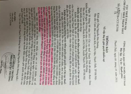 Chi cục thuế Thạch Thất biết lý do ông Đường chưa nộp tiền đất là do UBND xã Dị Nậu. Tuy nhiên đơn vị này vẫn "đè" ông Đường"ra phạt. Chi cục thuế Thạch Thất biết lý do ông Đường chưa nộp tiền đất là do UBND xã Dị Nậu. Tuy nhiên đơn vị này vẫn "đè" ông Đường"ra phạt.