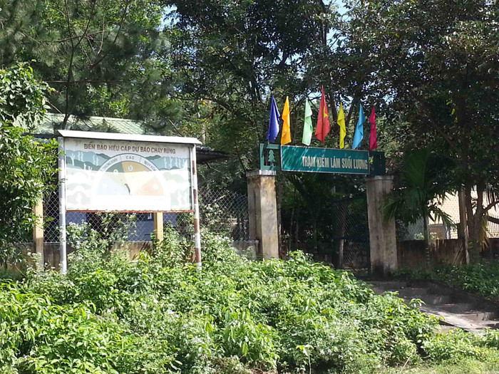 Trạm Kiểm lâm Suối Lương đóng trong rừng Nam Hải Vân mà không biết các công trình xây dựng vi phạm đất rừng là điều mà dư luận đặt câu hỏi?. Ảnh T.L
