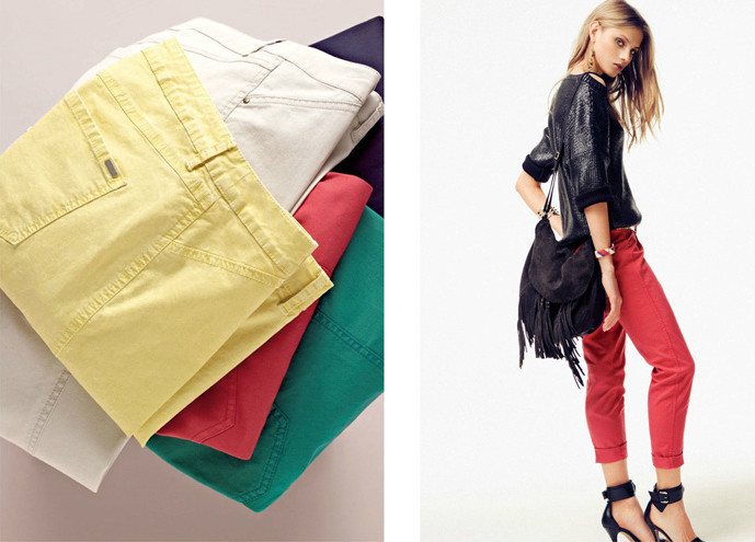 Quần jeans xắn gấu vẫn là mốt trong mùa Xuân 2012, hãy lựa chọn tông đỏ đen để kết hợp như cô siêu mẫu này bạn nhé.