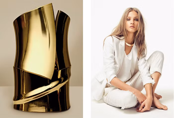 Những loại trang sức cầu kì (vòng đeo cổ, bông tai, nhẫn, vòng tay, gim cài) và các phụ kiện khác như thắt lưng, ví, mắt kính, dù, nón, khăn choàng,… cũng được Mango cực chăm chút, đầu tư.