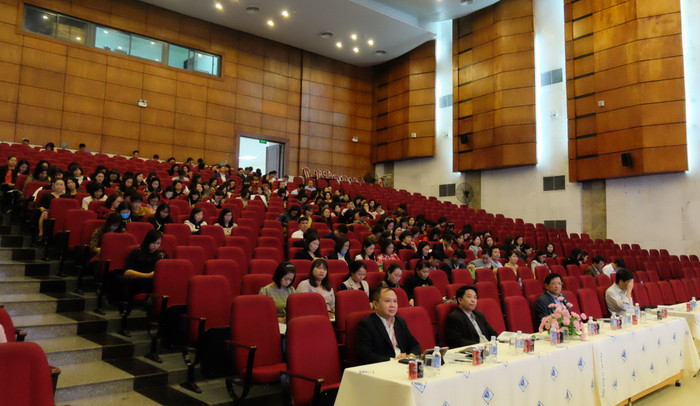 Các đại biểu tham dự buổi tổng kết. Ảnh: LC