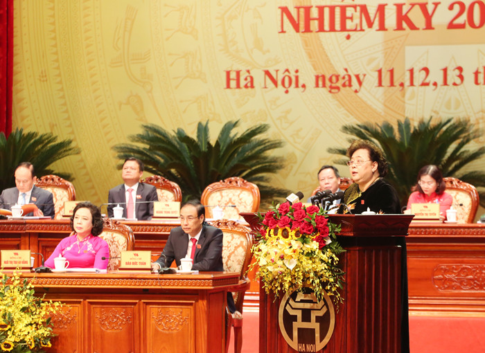 Phó Bí thư Thành ủy, Chủ tịch Hội đồng nhân dân thành phố Hà Nội, Nguyễn Thị Bích Ngọc trình bày báo cáo tại Đại hội. Ảnh: Hanoi.gov.vn Phó Bí thư Thành ủy, Chủ tịch Hội đồng nhân dân thành phố Hà Nội, Nguyễn Thị Bích Ngọc trình bày báo cáo tại Đại hội. Ảnh: Hanoi.gov.vn