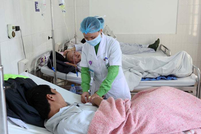 Đừng để đến lúc nằm viện mới hiểu giá trị của bảo hiểm y tế. Đừng để đến lúc nằm viện mới hiểu giá trị của bảo hiểm y tế.