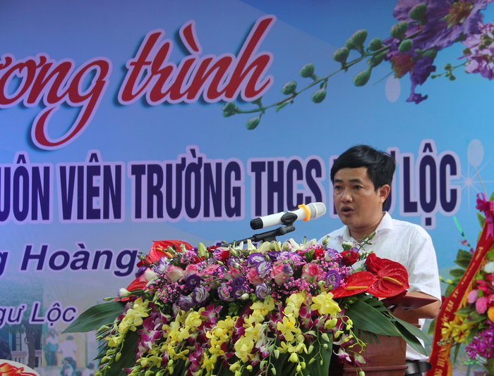 Ông Nguyễn Thái Sơn - Hiệu trưởng trường Trung học cơ sở Ngư Lộc (Hậu Lộc, Thanh Hóa). Ảnh: Trường Ngư Lộc. Ông Nguyễn Thái Sơn - Hiệu trưởng trường Trung học cơ sở Ngư Lộc (Hậu Lộc, Thanh Hóa). Ảnh: Trường Ngư Lộc.