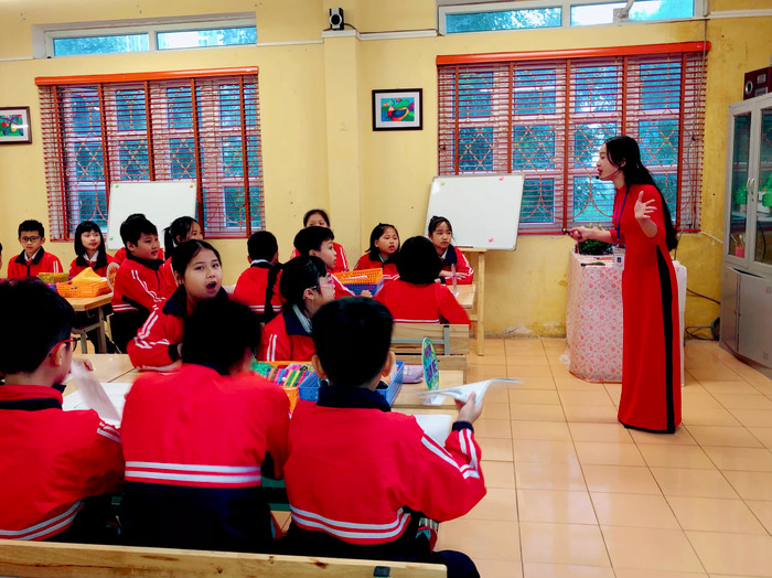 Hiện nay, huyện Thanh Trì có 673 giáo viên đã và đang được đào tạo nâng trình độ chuẩn nhưng hiện chưa có giáo viên nào được hỗ trợ kinh phí đào tạo. Ảnh: Huyện Thanh Trì, Hà Nội. 1.jpg
