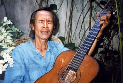 Với Trịnh Công Sơn, ngọt hay đắng đều là mật.