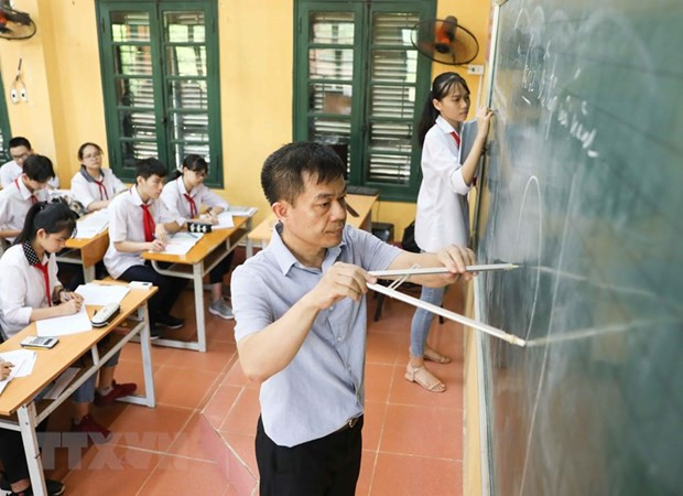 Bộ Giáo dục và Đào tạo lấy ý kiến góp ý Dự thảo Thông tư Quy định về dạy thêm học thêm (thay thế Thông tư số 17/2012/TT-BGDĐT ngày 16/5/2012) từ nay đến hết ngày 22/10/2024. Ảnh minh họa: TTXVN hoc_sinh_4.jpg