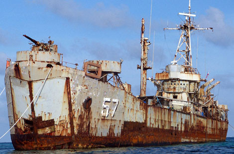 Xác chiếc tàu chiến BRP Sierra Madre. Xác chiếc tàu chiến BRP Sierra Madre.