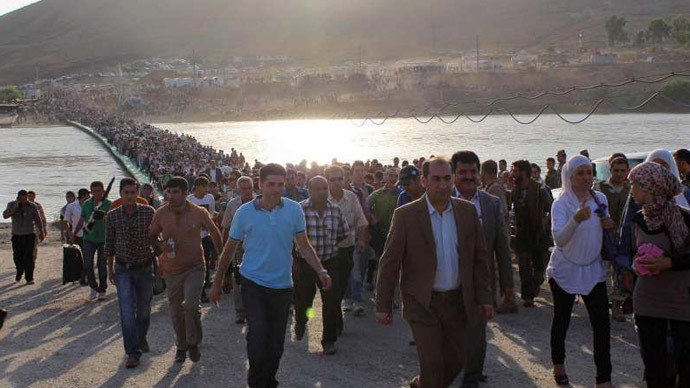 35 ngàn người Kurd Syria đã đổ qua Iraq để tránh chiến tranh từ thứ Năm tuần trước.