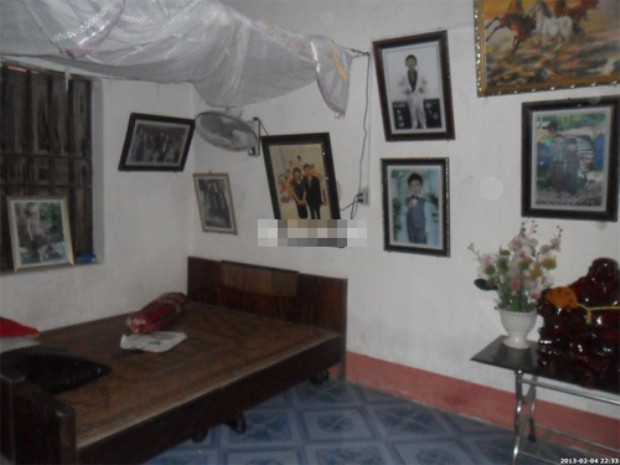 Gia đình đơn sơ của Vũ Khắc Tiệp ở Nam Định. Gia đình đơn sơ của Vũ Khắc Tiệp ở Nam Định.