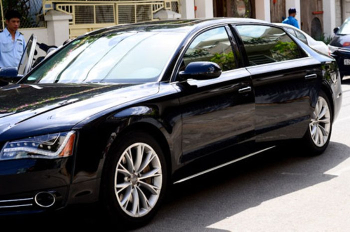 Được biết, Thu Minh mới tậu chiếc Audi cách đây không lâu. Chiếc xe có biển số nước ngoài để thuận lợi cho việc đi lại của chồng cô. Được biết, Thu Minh mới tậu chiếc Audi cách đây không lâu. Chiếc xe có biển số nước ngoài để thuận lợi cho việc đi lại của chồng cô.