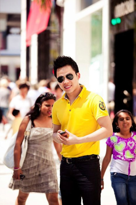 Vũ Khắc Tiệp - ông bầu bảnh bao của Ngọc Trinh . Vũ Khắc Tiệp - ông bầu bảnh bao của Ngọc Trinh .