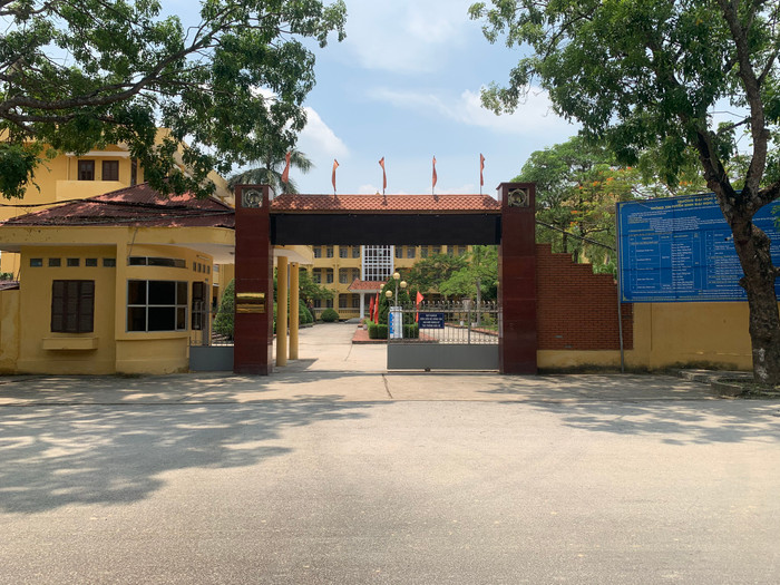 Đại học Hoa Lư hiện tại nằm ở thôn Kỳ Vĩ, xã Ninh Nhất vẫn đang đủ điều kiện đáp ứng nhu cầu giảng dạy. Ảnh: Tiến Quân Đại học Hoa Lư hiện tại nằm ở thôn Kỳ Vĩ, xã Ninh Nhất vẫn đang đủ điều kiện đáp ứng nhu cầu giảng dạy. Ảnh: Tiến Quân
