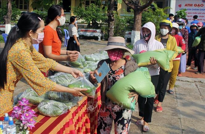 Giảm tỷ lệ hộ nghèo cả nước bình quân 1-1,5%/năm. Ảnh minh họa: TTXVN