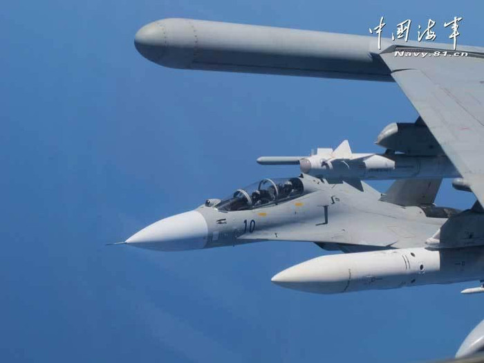 Máy bay Trung - Nhật quần nhau trên biển Hoa Đông. Máy bay Trung - Nhật quần nhau trên biển Hoa Đông.