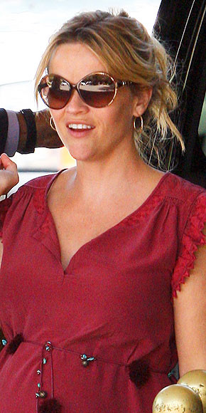 Reese Witherspoon quý phái. Reese Witherspoon quý phái.