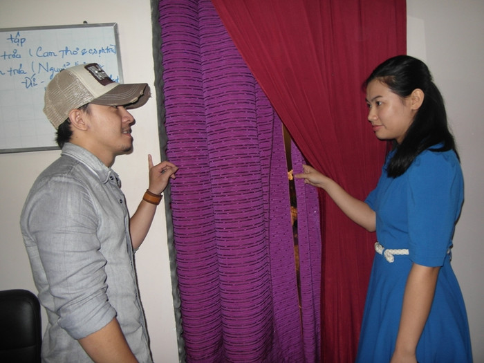 Võ Trọng Phúc:“Lát anh và em song ca một bài kỷ niệm nhé!” Võ Trọng Phúc:“Lát anh và em song ca một bài kỷ niệm nhé!”