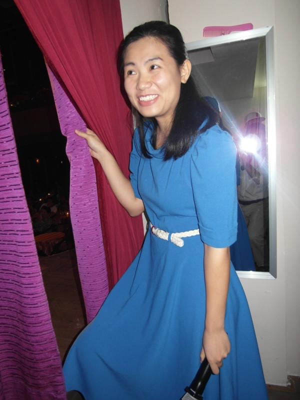 Hương Thảo: “Anh Phúc ơi, em ra hát trước đây!” Hương Thảo: “Anh Phúc ơi, em ra hát trước đây!”