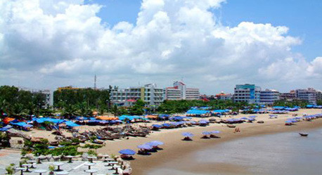 Đi du lịch Sầm Sơn, khách bị chặt chém đủ đường, từ khách sạn tới hàng ăn, đồ uống và các dịch vụ vui chơi giải trí khác. Ảnh minh họa: Internet. Đi du lịch Sầm Sơn, khách bị chặt chém đủ đường, từ khách sạn tới hàng ăn, đồ uống và các dịch vụ vui chơi giải trí khác. Ảnh minh họa: Internet.