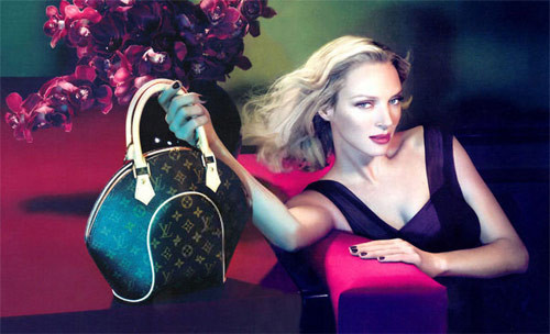 Túi Ellipse là một trong những thiết kế độc đáo của LV, với hình ellipse mềm mại, nữ tính. Ngoại hình nhỏ nhắn nhưng bên trong lại có diện tích đáp ứng đủ nhu cầu của chị em phụ nữ. Túi Ellipse là một trong những thiết kế độc đáo của LV, với hình ellipse mềm mại, nữ tính. Ngoại hình nhỏ nhắn nhưng bên trong lại có diện tích đáp ứng đủ nhu cầu của chị em phụ nữ.