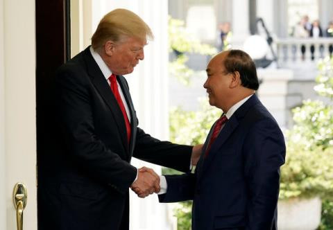 Tổng thống Mỹ Donald Trump và Thủ tướng Nguyễn Xuân Phúc tại Nhà Trắng. Ảnh: Reuters. Tổng thống Mỹ Donald Trump và Thủ tướng Nguyễn Xuân Phúc tại Nhà Trắng. Ảnh: Reuters.