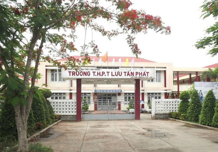 Trường Trung học phổ thông Lưu Tấn Phát. (Ảnh: trungcapthuysan.edu.vn) Trường Trung học phổ thông Lưu Tấn Phát. (Ảnh: trungcapthuysan.edu.vn)