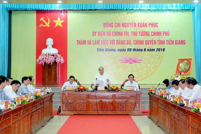 Thủ tướng làm việc với lãnh đạo tỉnh Tiền Giang. (Ảnh: VGP) Thủ tướng làm việc với lãnh đạo tỉnh Tiền Giang. (Ảnh: VGP)