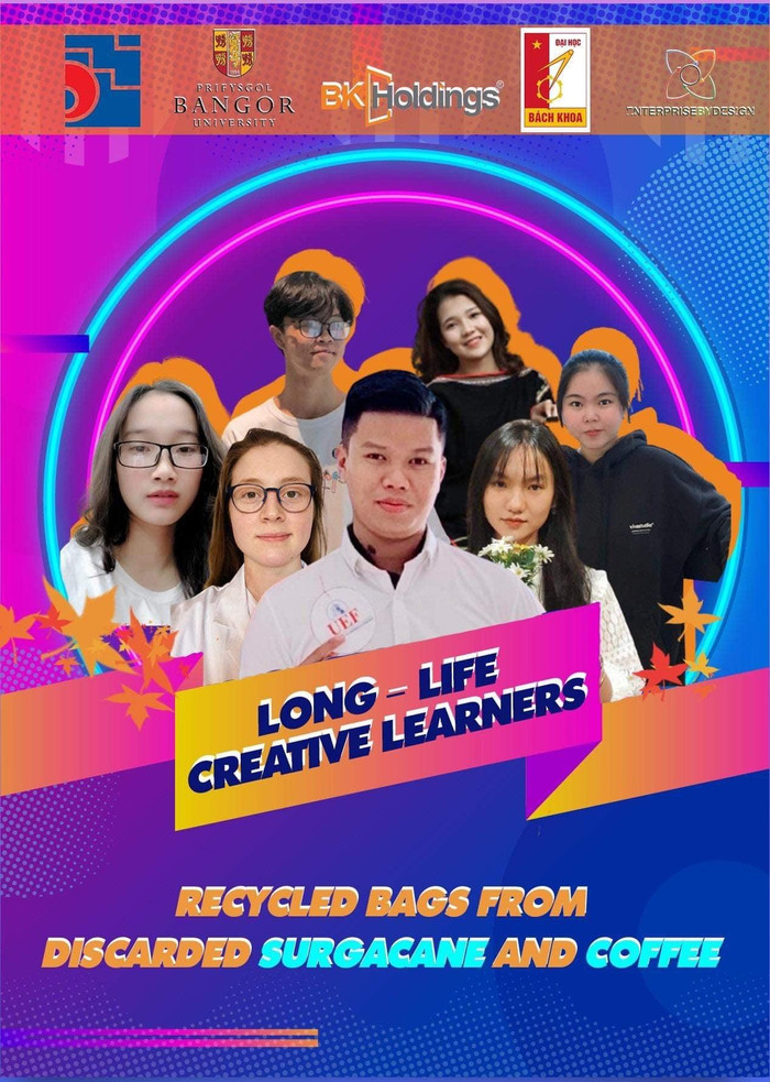 Nhóm thực hiện dự án ““RECYCLED BAGS” (Ảnh: Vietnam Creative Community)