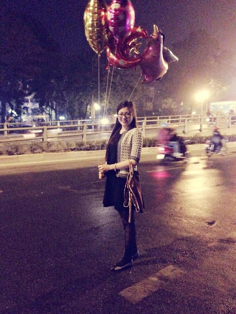 Á hậu Dương Tú Anh gửi lời chúc: "Nhân dịp Xuân mới, Tú Anh xin chúc tất cả mọi người một năm mới nhiều niềm vui và hạnh phúc. Chúc cả nhà một năm mới an khang, thịnh vượng Á hậu Dương Tú Anh gửi lời chúc: "Nhân dịp Xuân mới, Tú Anh xin chúc tất cả mọi người một năm mới nhiều niềm vui và hạnh phúc. Chúc cả nhà một năm mới an khang, thịnh vượng