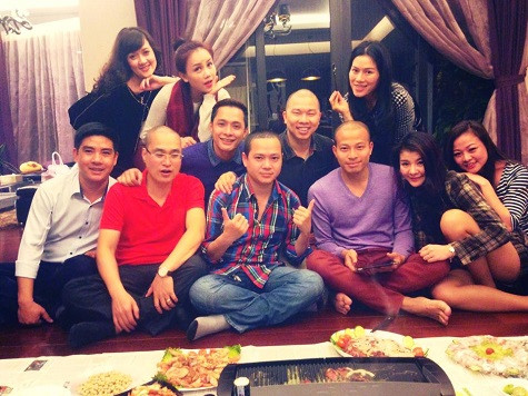 Vân Dung, Kim Oanh, Hải Anh và các nghệ sĩ rạng rỡ trong ngày đầu Xuân Vân Dung, Kim Oanh, Hải Anh và các nghệ sĩ rạng rỡ trong ngày đầu Xuân