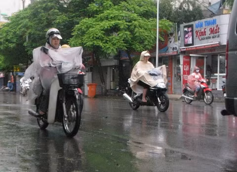 Không khí lạnh gây mưa dông tại Bắc Bộ.