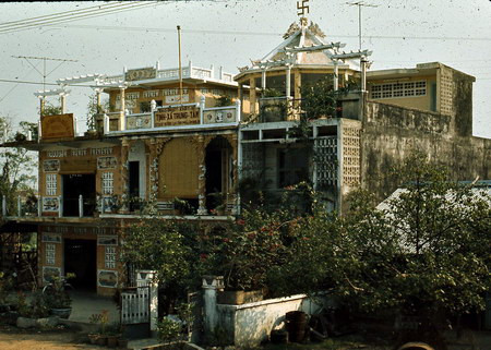 Một tịnh xá của các tu sĩ Phật giáo.