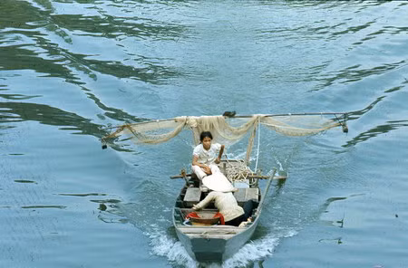 Trên sông Sài Gòn.