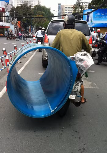 Tay lái cừ khôi. Ảnh: Minh Phương. Tay lái cừ khôi. Ảnh: Minh Phương.