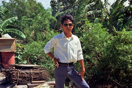 Chú rể là thông dịch viên trong tiểu đoàn trinh sát của chúng tôi.