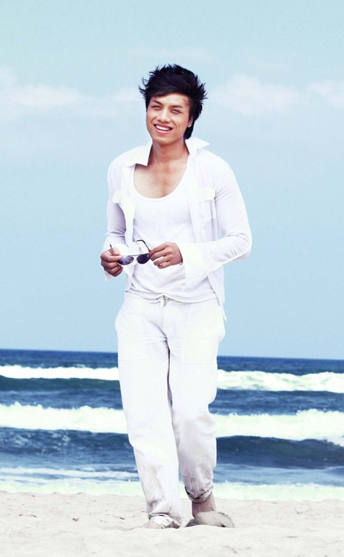 Âm thầm khẳng định mình bằng năng lực, Dương Quốc Hưng tránh xa những scandal ồn ào. Âm thầm khẳng định mình bằng năng lực, Dương Quốc Hưng tránh xa những scandal ồn ào.