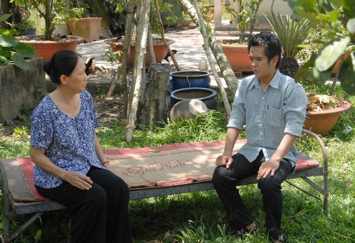 Nhưng được mẹ khuyên nhủ....