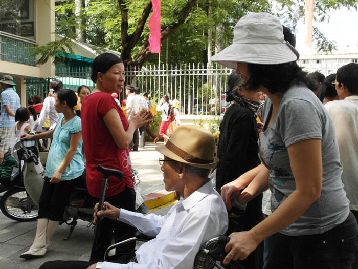 Có cả những cựu chiến binh, đến đây để tìm về quá khứ…