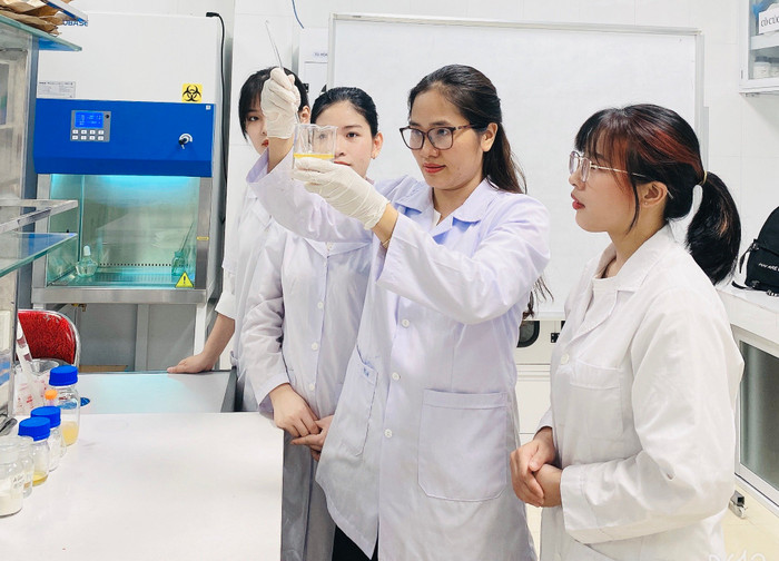 Sinh viên Trường Đại học Thủy Lợi nghiên cứu khoa học. Ảnh: website trường Sinh viên Trường Đại học Thủy Lợi nghiên cứu khoa học. Ảnh: website trường