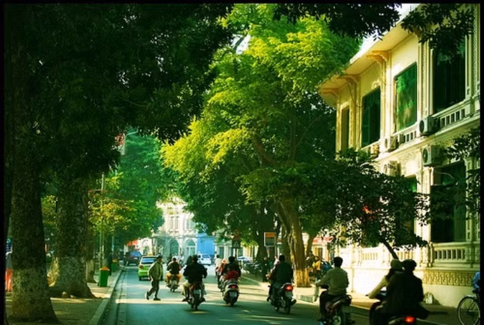 Khi nào Hà Nội mới được mọi người ý thức để bảo vệ thành phố xanh- sạch –đẹp?.. đang là bài toán cần được chính quyên sớm vào cuộc để giải quyết.