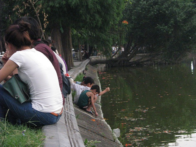 Người lớn, trẻ em.. đều không ý thức được sinh mạng của mình có thể “ cướp” đi từ tay tử thần bất cứ lúc nào.