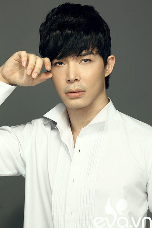 Ca sĩ Nathan Lee. Ca sĩ Nathan Lee.