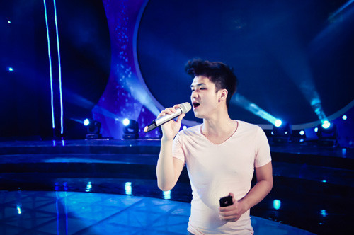 Vũ Hà Anh quyết định trình bày ca khúc mình tự sáng tác "Giấc mơ một tình yêu" và hit của ca sĩ Enrique Iglesias - "Bailamos". Vũ Hà Anh quyết định trình bày ca khúc mình tự sáng tác "Giấc mơ một tình yêu" và hit của ca sĩ Enrique Iglesias - "Bailamos".