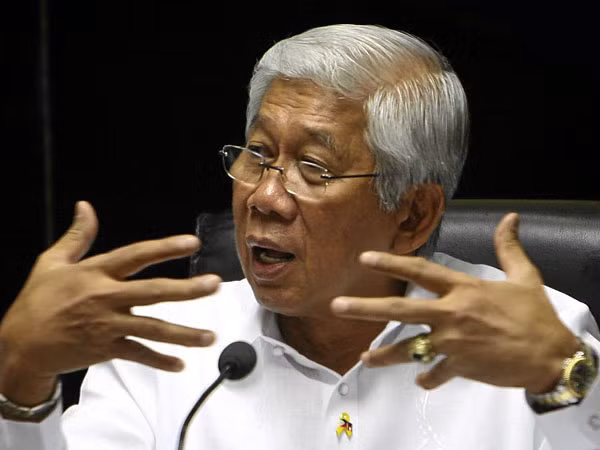 Bộ trưởng Quốc phòng Philippines Voltaire Gazmin.