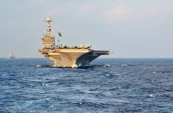 Tàu sân bay Mỹ, hình minh họa. Tàu sân bay Mỹ, hình minh họa.