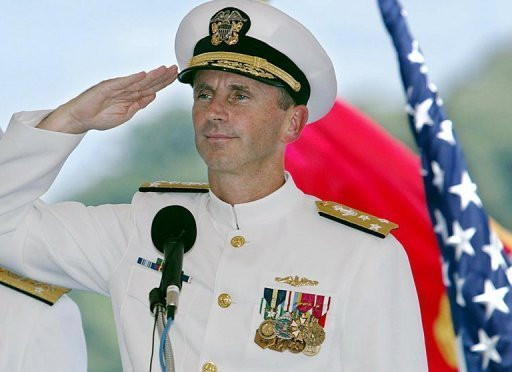 Đô đốc Jonathan Greenert, Tham mưu trưởng Hải quân Mỹ. Đô đốc Jonathan Greenert, Tham mưu trưởng Hải quân Mỹ.
